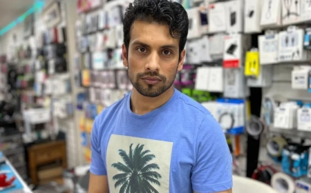 'Film me all you want' - teenage girls with no fear of police torment one High Street