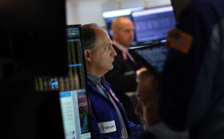 Dow tumbles nearly 900 points after Trump reignites trade war between the world’s two largest economies